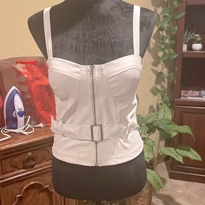 NWT Adjustable tank